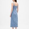 Rochie maxi cu nasturi în față cu cusături din denim