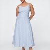 Rochie midi cu decolteu în V cu ochiuri Rochie midi cu decolteu în V cu ochiuri