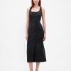 Rochie midi cu nasturi în față
