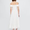Rochie midi cu umăr dezactivat în compoziție mixtă Rochie midi cu umăr dezactivat în compoziție mixtă