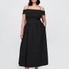Rochie midi cu umăr dezactivat în compoziție mixtă Rochie midi cu umăr dezactivat în compoziție mixtă