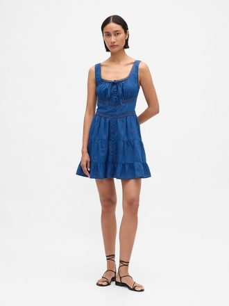 Rochie mini cu dantelă