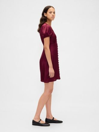 Rochie mini cu decolteu în V din satin Rochie mini cu decolteu în V din satin