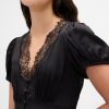 Rochie mini cu decolteu în V din satin