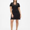 Rochie mini cu decolteu în V din satin