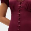 Rochie mini cu decolteu în V din satin