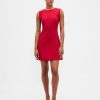 Rochie mini cu decolteu înalt Rochie mini cu decolteu înalt
