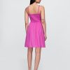 Rochie mini cu materiale mixte croșetate Rochie mini cu materiale mixte croșetate