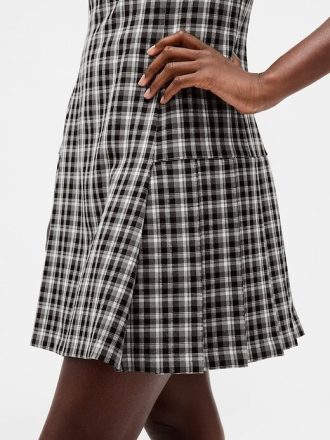 Rochie mini plisată cu decolteu pătrat Rochie mini plisată cu decolteu pătrat