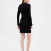 Rochie mini pulover CashSoft cu buzunar cu coaste Rochie mini pulover CashSoft cu buzunar cu coaste
