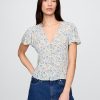 Top cu mâneci flutter din crepon Top cu mâneci flutter din crepon