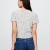 Top cu mâneci flutter din crepon Top cu mâneci flutter din crepon