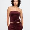 Top cu tub crop din catifea