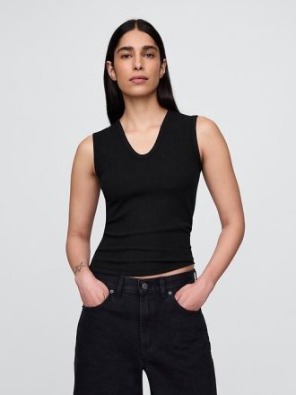 Top tanc modern cu coaste
