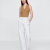 Top tanc modern cu coaste Top tanc modern cu coaste