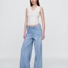 Top tanc modern cu coaste Top tanc modern cu coaste