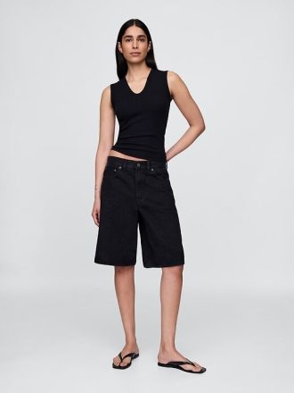 Top tanc modern cu coaste