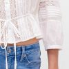 Top Voile cu Trim Dantela Top Voile cu Trim Dantela