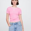 Tricou crop cu logo modern Tricou crop cu logo modern