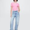 Tricou crop cu logo modern Tricou crop cu logo modern