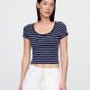 Tricou crop modern cu mânecă șapcă Tricou crop modern cu mânecă șapcă