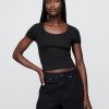 Tricou crop modern cu mânecă șapcă Tricou crop modern cu mânecă șapcă