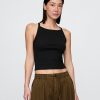 Tricou crop modern cu șorț și gât Tricou crop modern cu șorț și gât