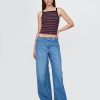 Tricou crop modern cu șorț și gât