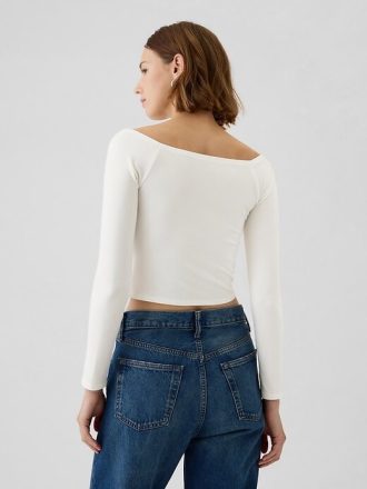 Tricou crop modern cu umeri