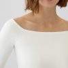 Tricou crop modern cu umeri Tricou crop modern cu umeri
