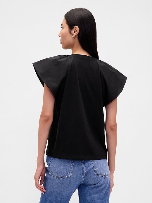 Tricou cu maneci fluturate Tricou cu maneci fluturate