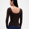 Tricou cu spate deschis din jerseu din tricot