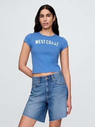 Tricou grafic decupat