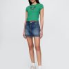 Tricou grafic decupat