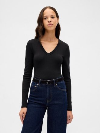Tricou mic mic cu decolteu în V modern