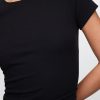 Tricou modern cu coaste Tricou modern cu coaste