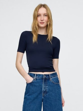 Tricou modern cu decolteu