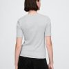 Tricou modern cu decolteu