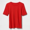 Tricou modern cu decolteu