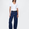 Tricou modern cu decolteu în V Tricou modern cu decolteu în V