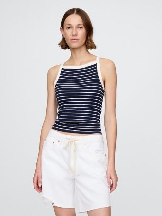 Tricou modern cu gât cu șorț