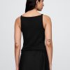 Tricou modern cu gât cu șorț