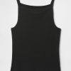 Tricou modern cu gât cu șorț