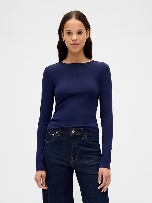 Tricou modern micșorat Tricou modern micșorat